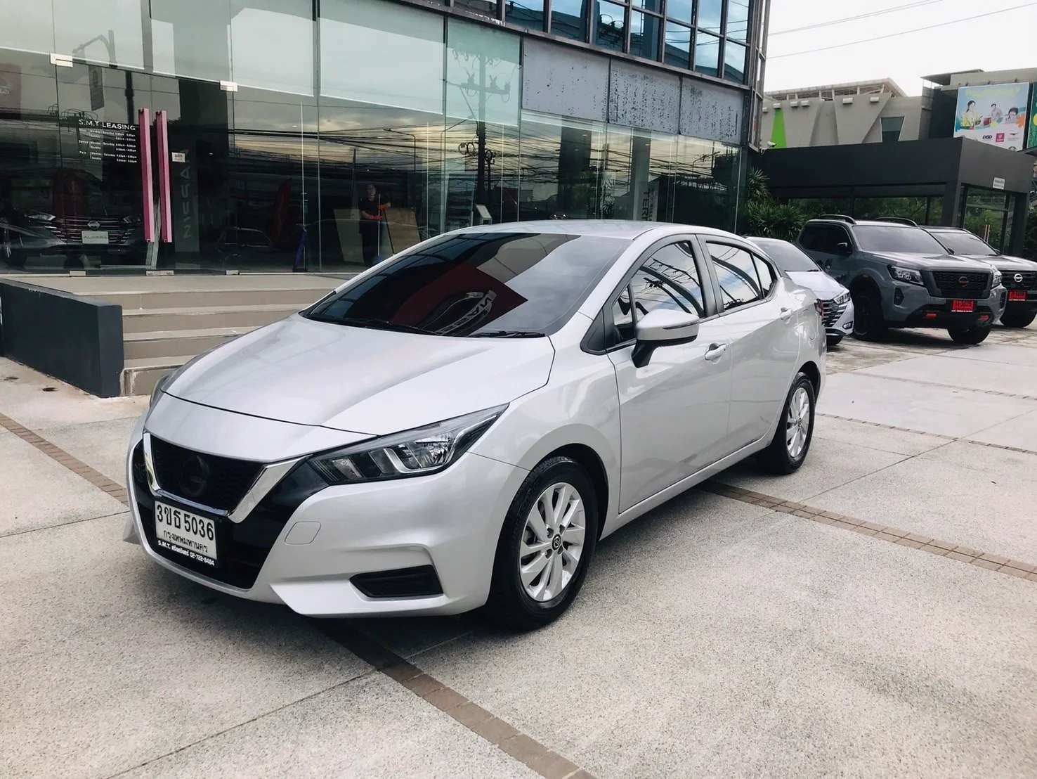 Nissan Almera รถ city car น่าใช้